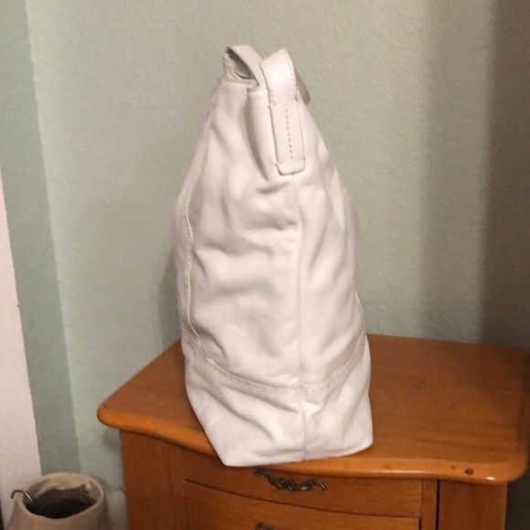 Cole Hann winter White  bag - Picture 6 of 12